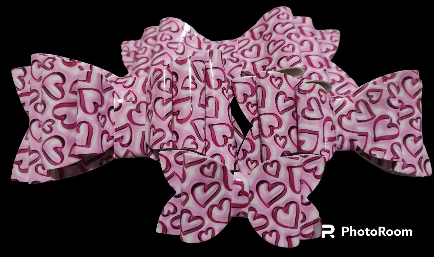Outlined Hearts